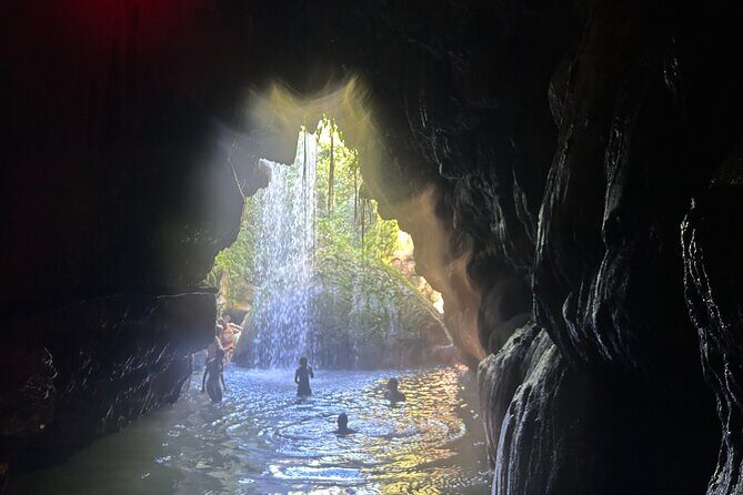 Charco Azul, Hidden Caves, Waterfalls, Beach, Free Adult Drinks - Key Points at a Glance