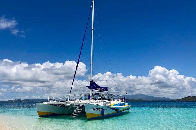 Day Sail without transportation - Why the Icacos stop is the heart of this sail