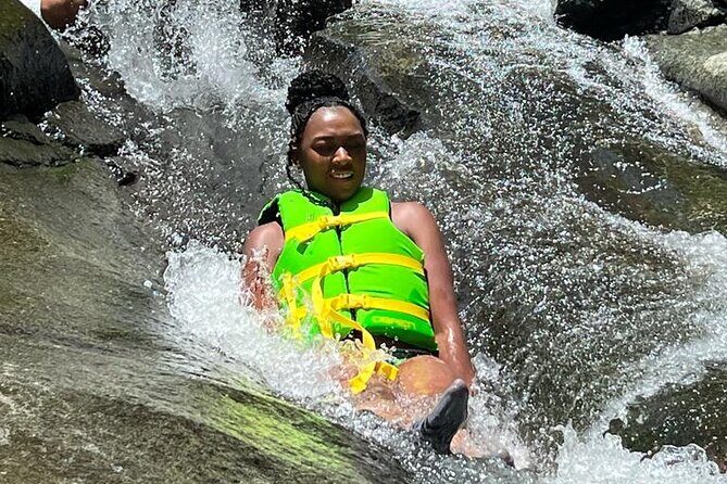 El Yunque Rainforest Waterslides and Luquillo Beach w/ Transport - El Yunque National Forest at Las Paylas: Water Slides You Can Actually Use