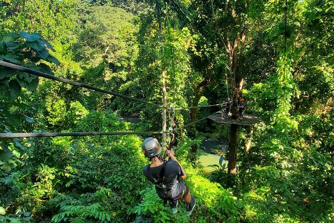 El Yunque Ziplining with River and Beach Visit - Luquillo Beach kiosks: the perfect wind-down after zip lines