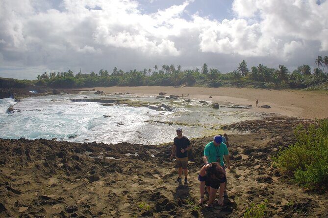 Explore Cueva del Indio + La Poza del Obispo Beach - What to bring for comfort (especially for the cave and arches)