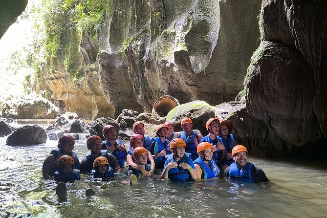Explore Cuevas Charco Azul, Arenas and Playa de Aguas Cristalinas - Lunch in Vega Baja: A Real Break Before the Beach Reset