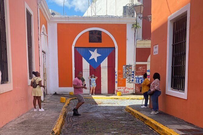 Explore Old San Juan Walking Tour - Plaza Colón: your orientation hub in the heart of Old San Juan