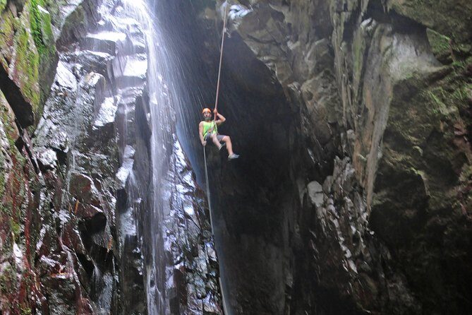 Full-Day Zipline and Waterfall Rappelling Adventure Near San Juan - Pickup and the 45-Minute Drive: Setting Expectations for the Start