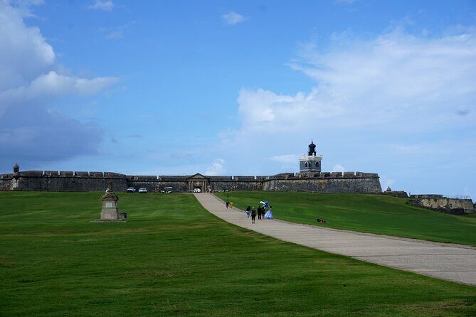 Historical Walking Tour of Old San Juan - Casa Blanca, El Bastion, and Cuartel de Ballaja: layers of Spanish rule