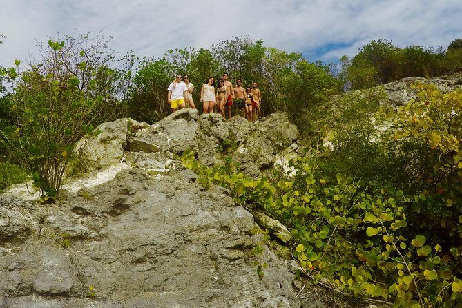 Icacos Beach Day Package with Water Taxi Transport from Fajardo - What’s included for $99: umbrellas, drinks, and snorkeling gear