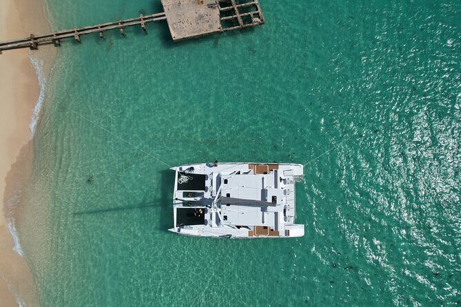 Icacos: Luxury Sailing Catamaran All Inclusive Beach and Snorkel - Snorkeling in the Cordillera Cays: beginner-friendly, but know what you’re signing up for
