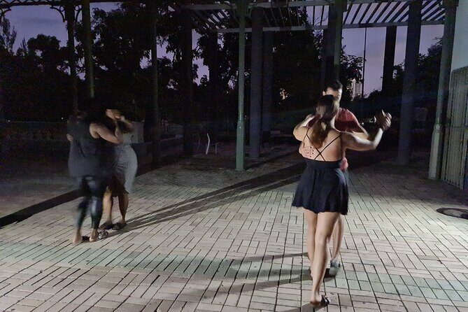 Learn Salsa In Paradise San Juan Puerto Rico - How the instructor style helps beginners actually improve