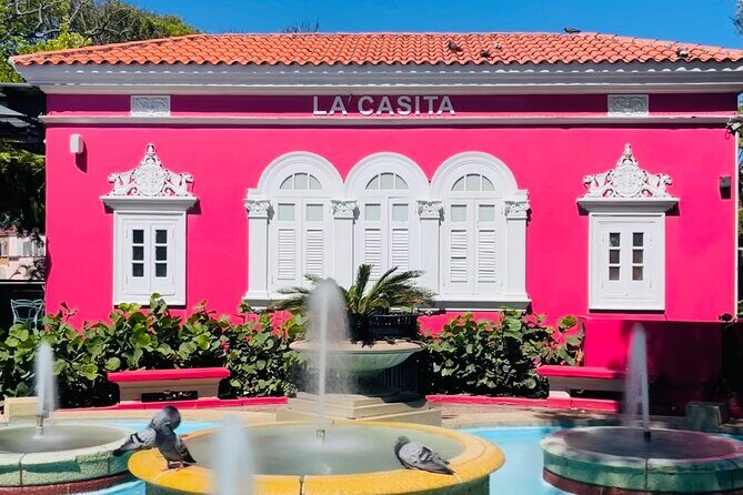 Old San Juan and El Morro Castle Walking Tour - La Casa Estrecha: the narrow building lesson