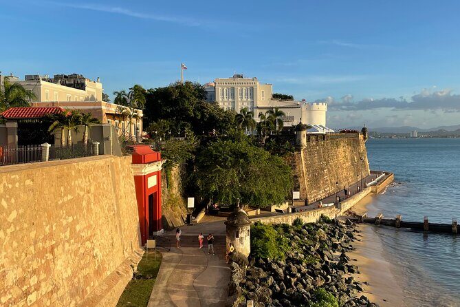 Old San Juan and El Morro Castle Walking Tour - La Fortaleza (Palacio de Santa Catalina) and the Governor’s Mansion exterior