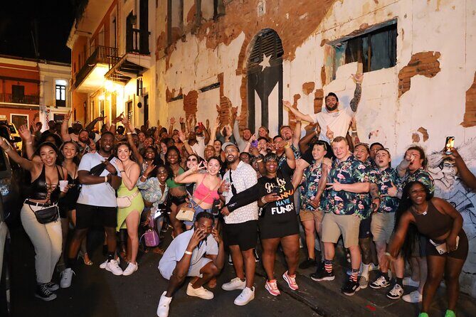 Old San Juan Bar Crawl: Experience Local Hotspots - Meeting on Calle San Sebastián: timing and what to expect