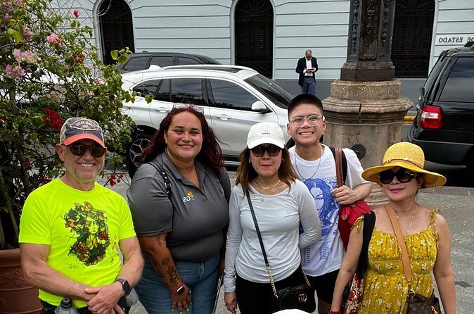 Old San Juan Walking Tour with a Historian - Cuartel de Ballajá: Spanish walls, courtyards, and coffee stops