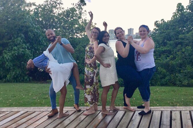 Outdoor Salsa Class Experience in San Juan - After the lesson: taking your new moves to the dance floor