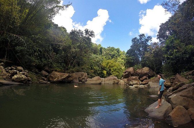 Private El Yunque Waterslides and Luquillo Beach Tour - Luquillo Beach and Street Kiosks: Lunch That Feels Like Puerto Rico