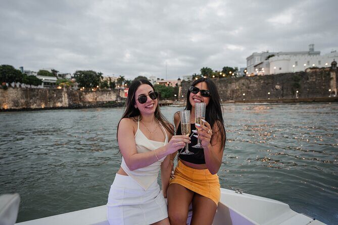Private Old San Juan Bay Boat Sunset-Night Cruise - Stop 1: La Fortaleza (Palacio de Santa Catalina) and the Governor’s House Story