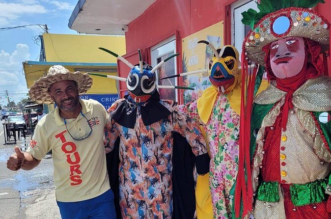 Puerto Rico Guided Tour from Old San Juan to Loïza - Santurce’s Cerra Street murals: street art as local attitude