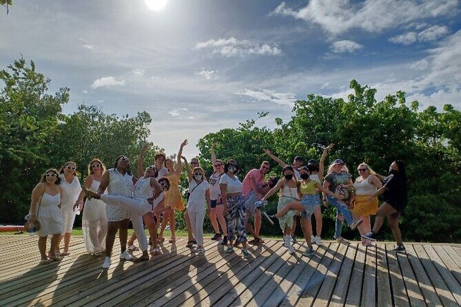 Salsa Dance Class in San Juan – Learn from Local Experts - LA-Style Flash Without the Panic: How Beginners Learn Fast