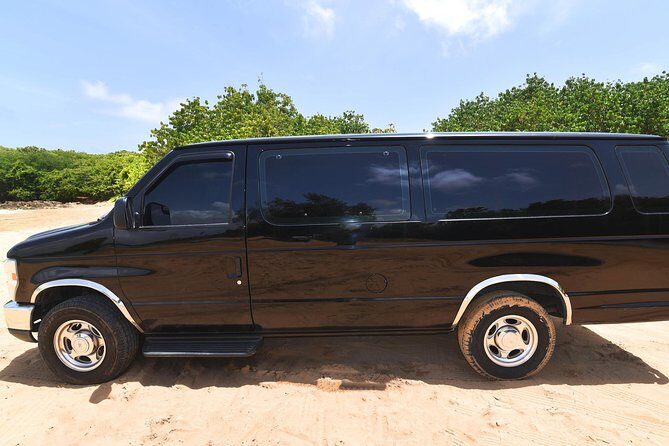 San Juan Arrival Share Transfer - Inside the Vehicle: Shared Shuttle Rules That Affect Your Day