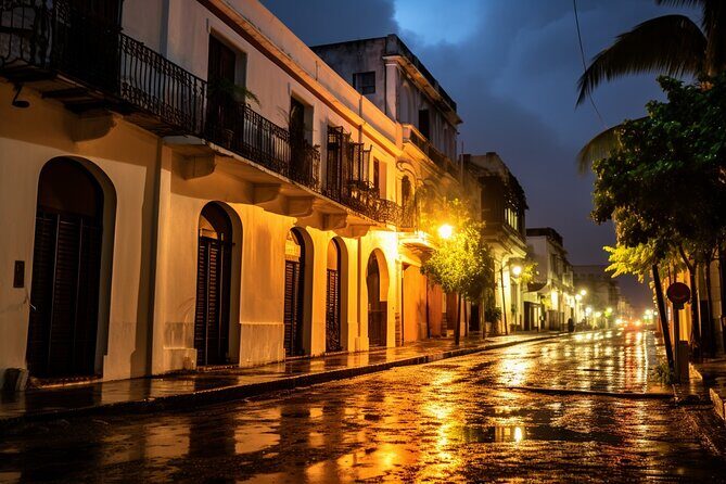 San Juan Ghost Tour: Shrieks in the Sugarcane - San Juan at night: a one-mile ghost walk for $32