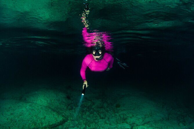 San Juan LED Night Snorkel - What You’re Really Buying: LED + UV Night Snorkeling in San Juan