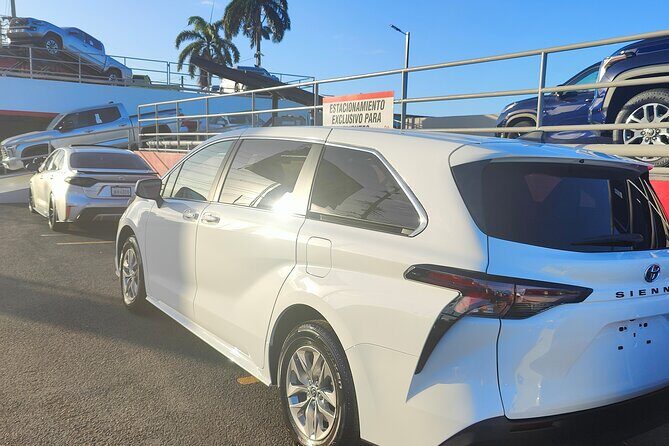 Taxi Service from Ceiba Ferry Terminal and Airport to San Juan - Time on the road: planning around that 1 hour 15 estimate
